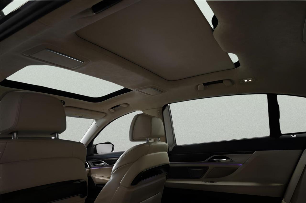 BMW 7-Series  2016