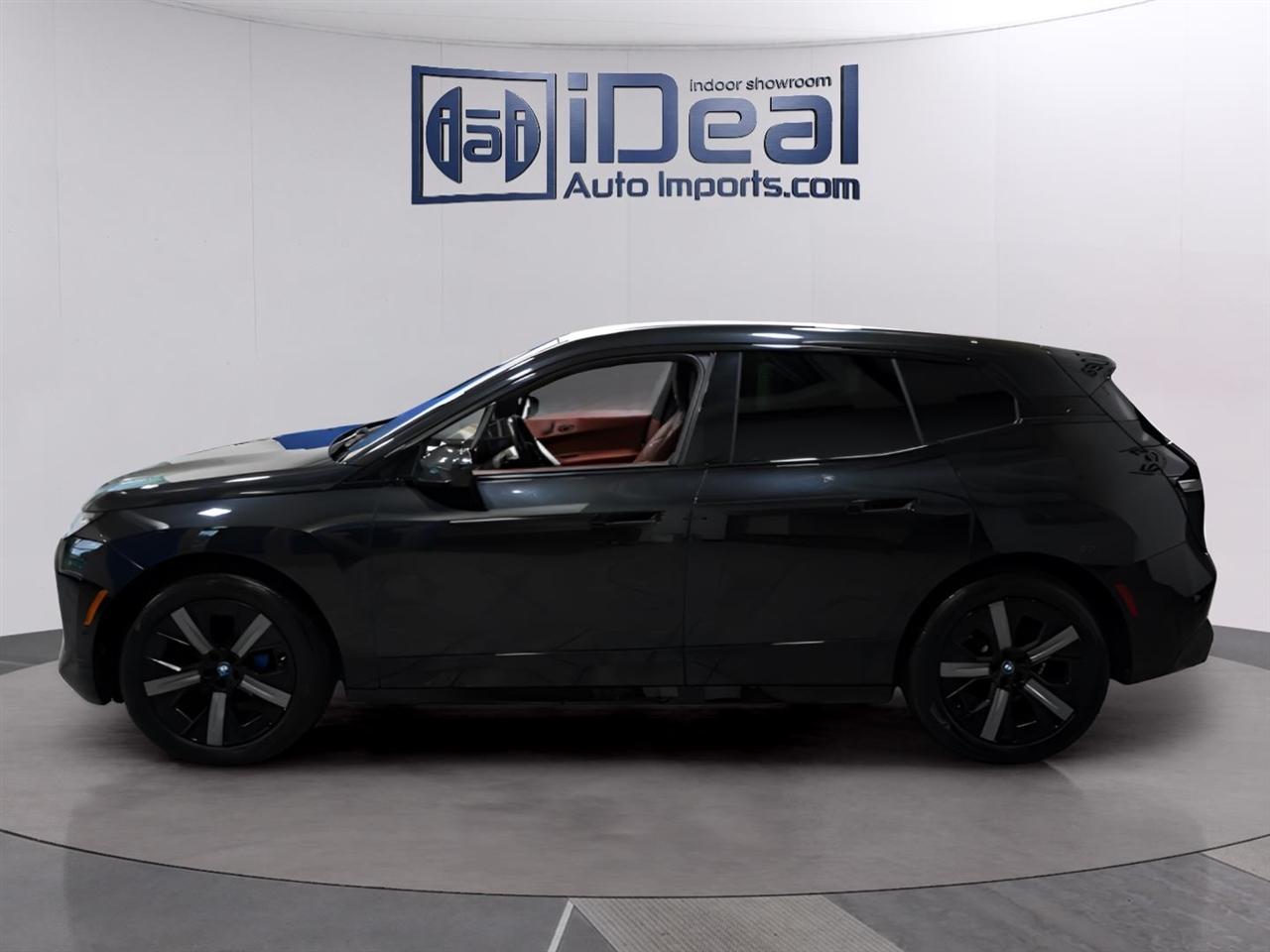 BMW iX  2024
