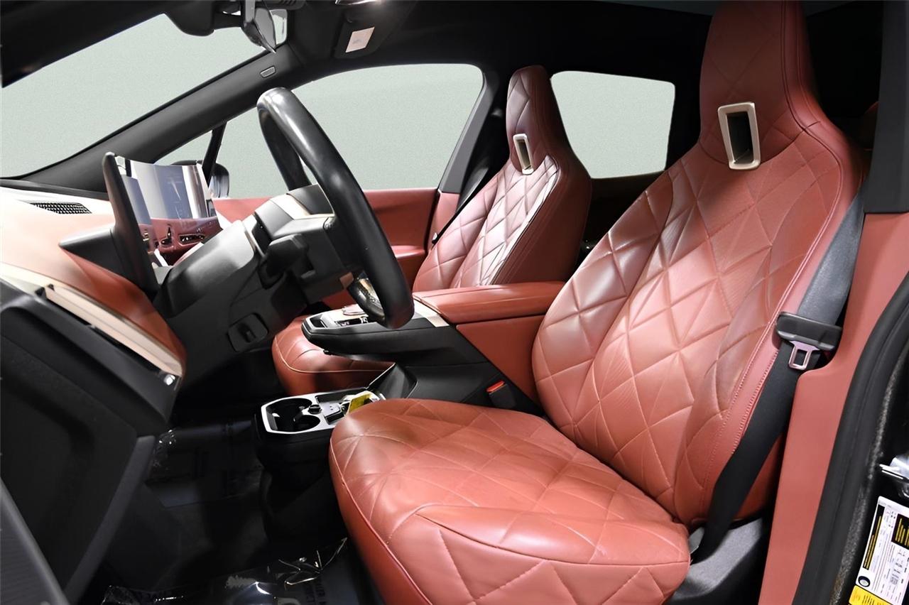 BMW iX  2024