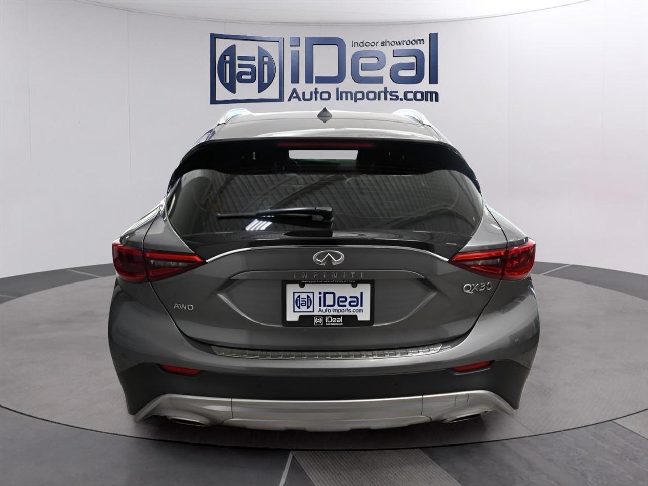 Infiniti QX30  2017