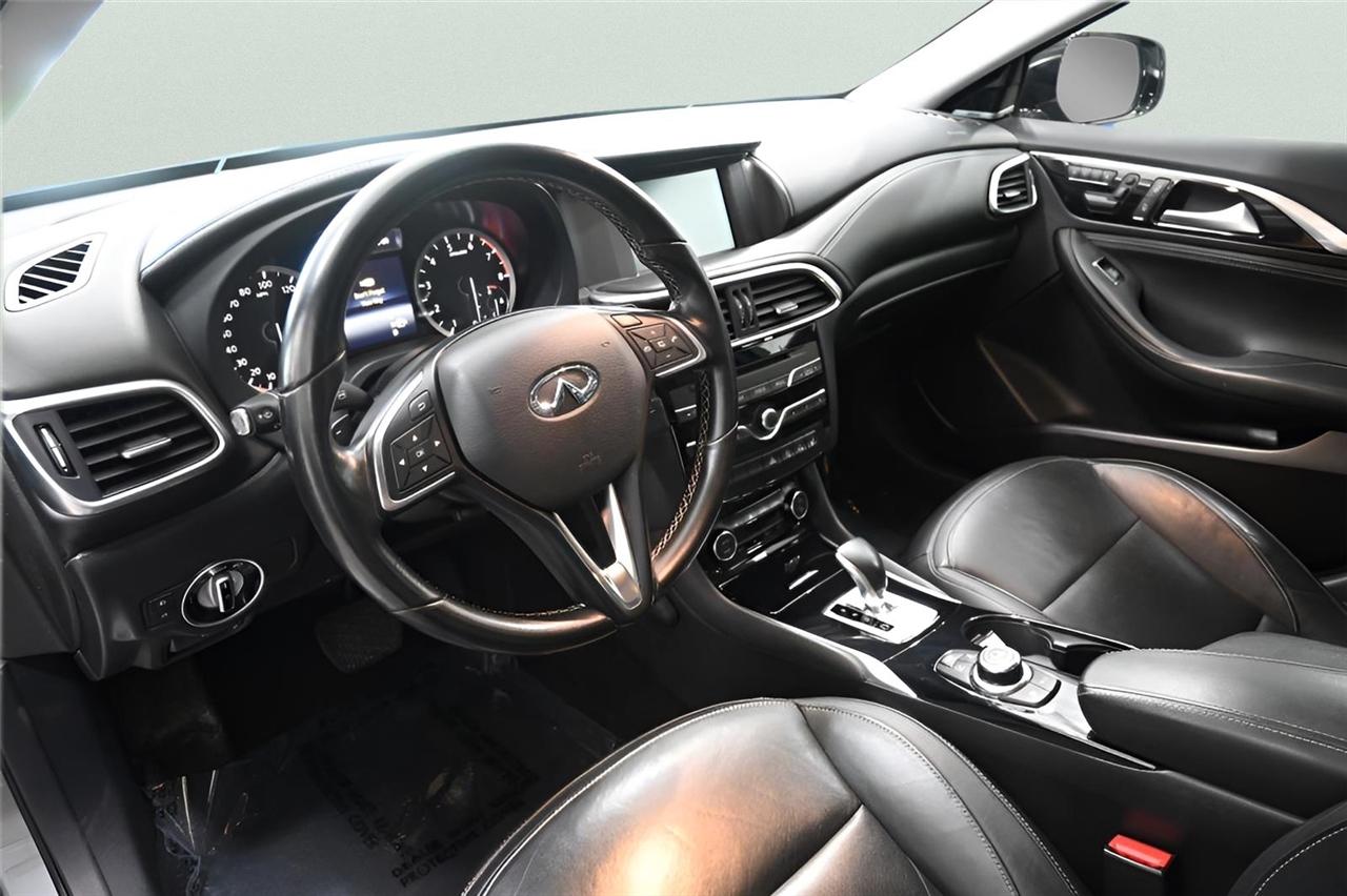 Infiniti QX30  2017