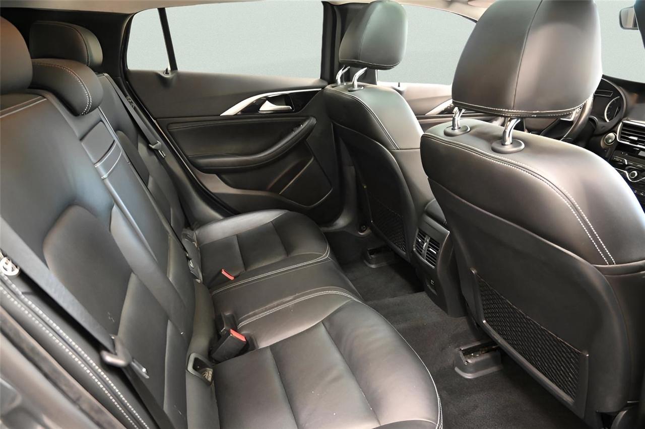 Infiniti QX30  2017