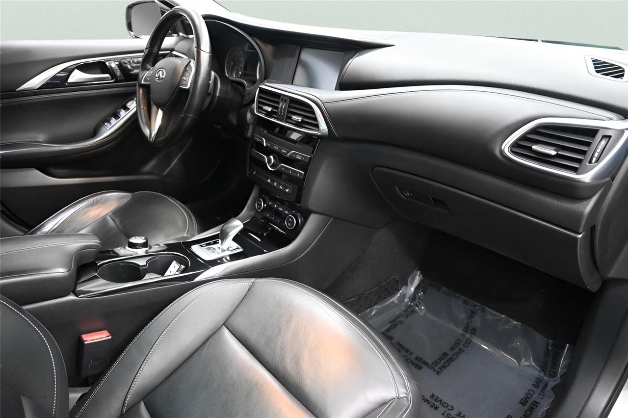 Infiniti QX30  2017