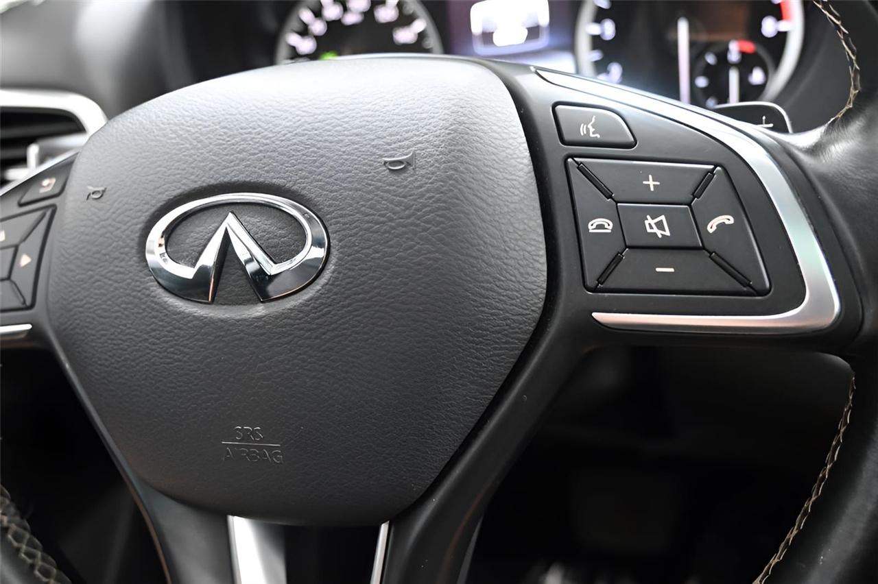 Infiniti QX30  2017