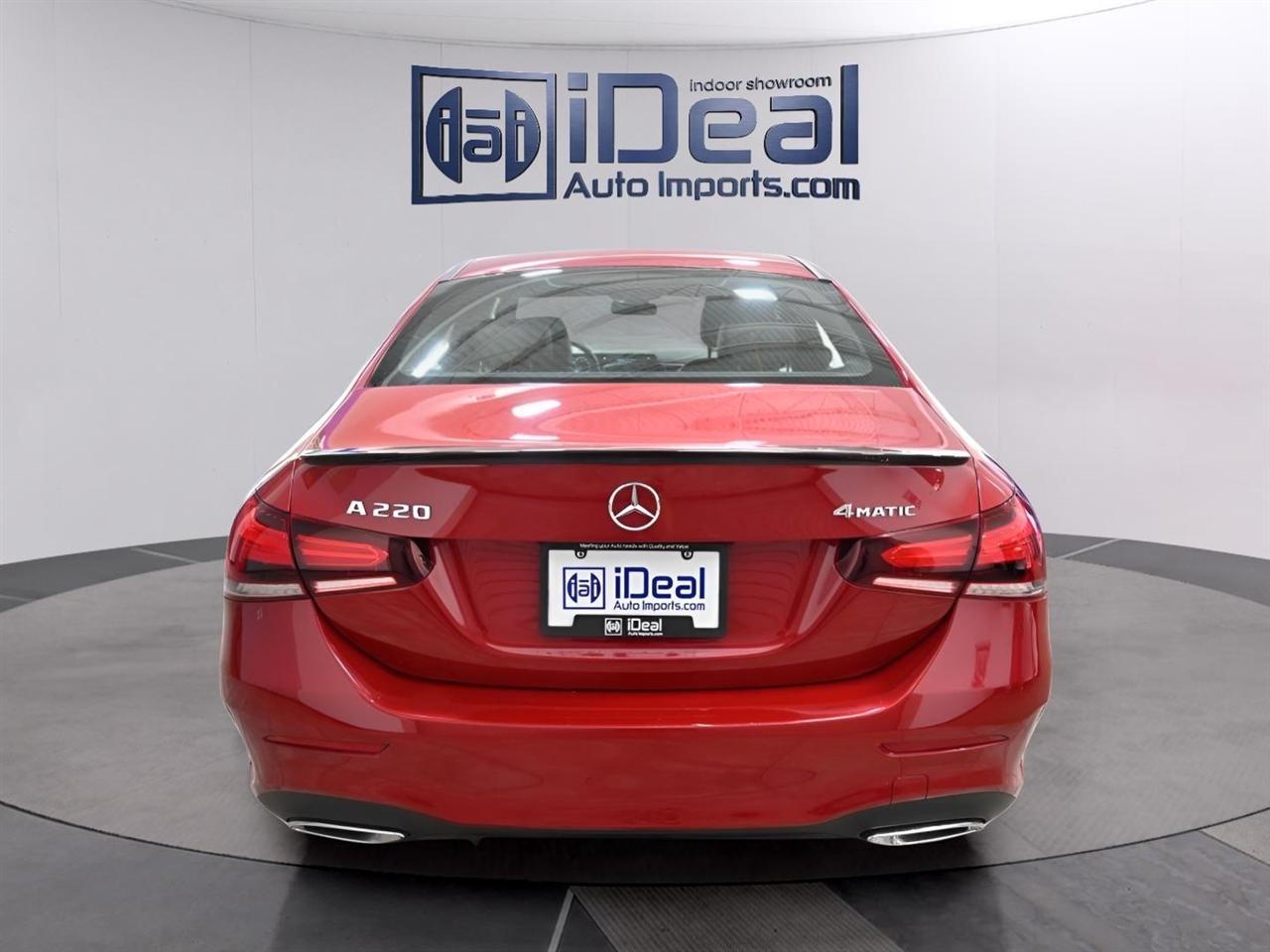 Mercedes-Benz A-Class A 220 4MATIC Sedan 2022