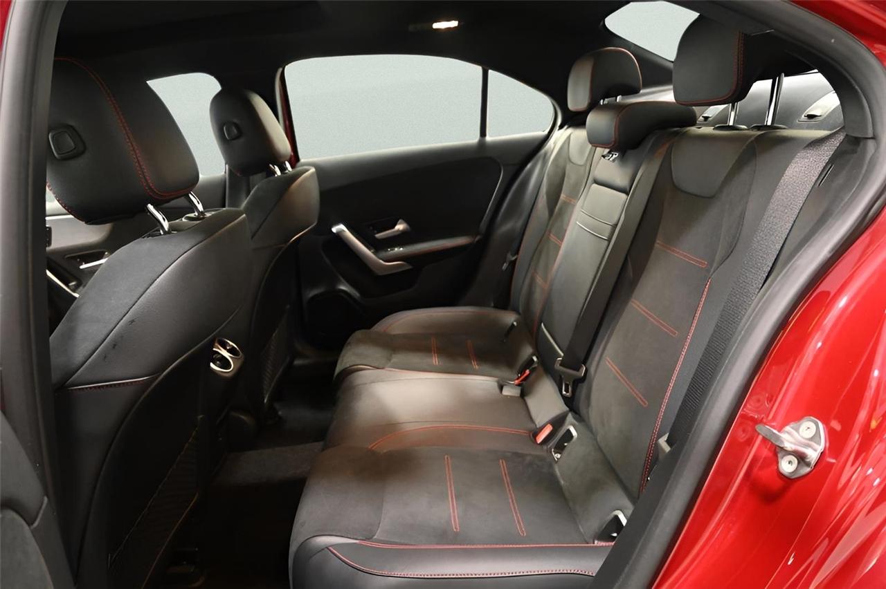 Mercedes-Benz A-Class A 220 4MATIC Sedan 2022