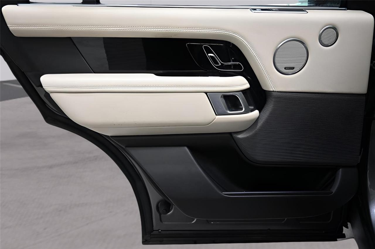 Land Rover Range Rover V8 Supercharged LWB 2019