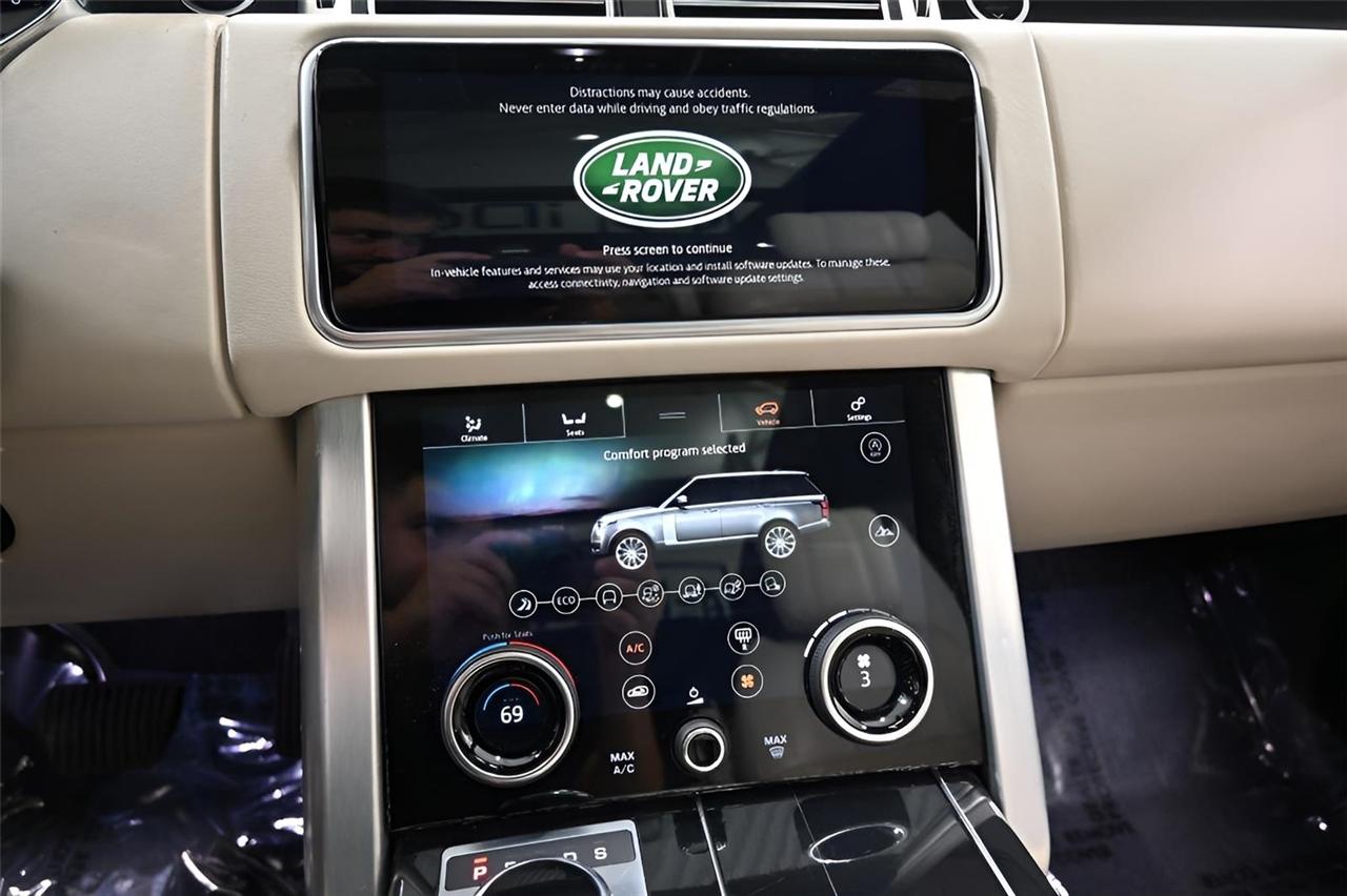Land Rover Range Rover V8 Supercharged LWB 2019