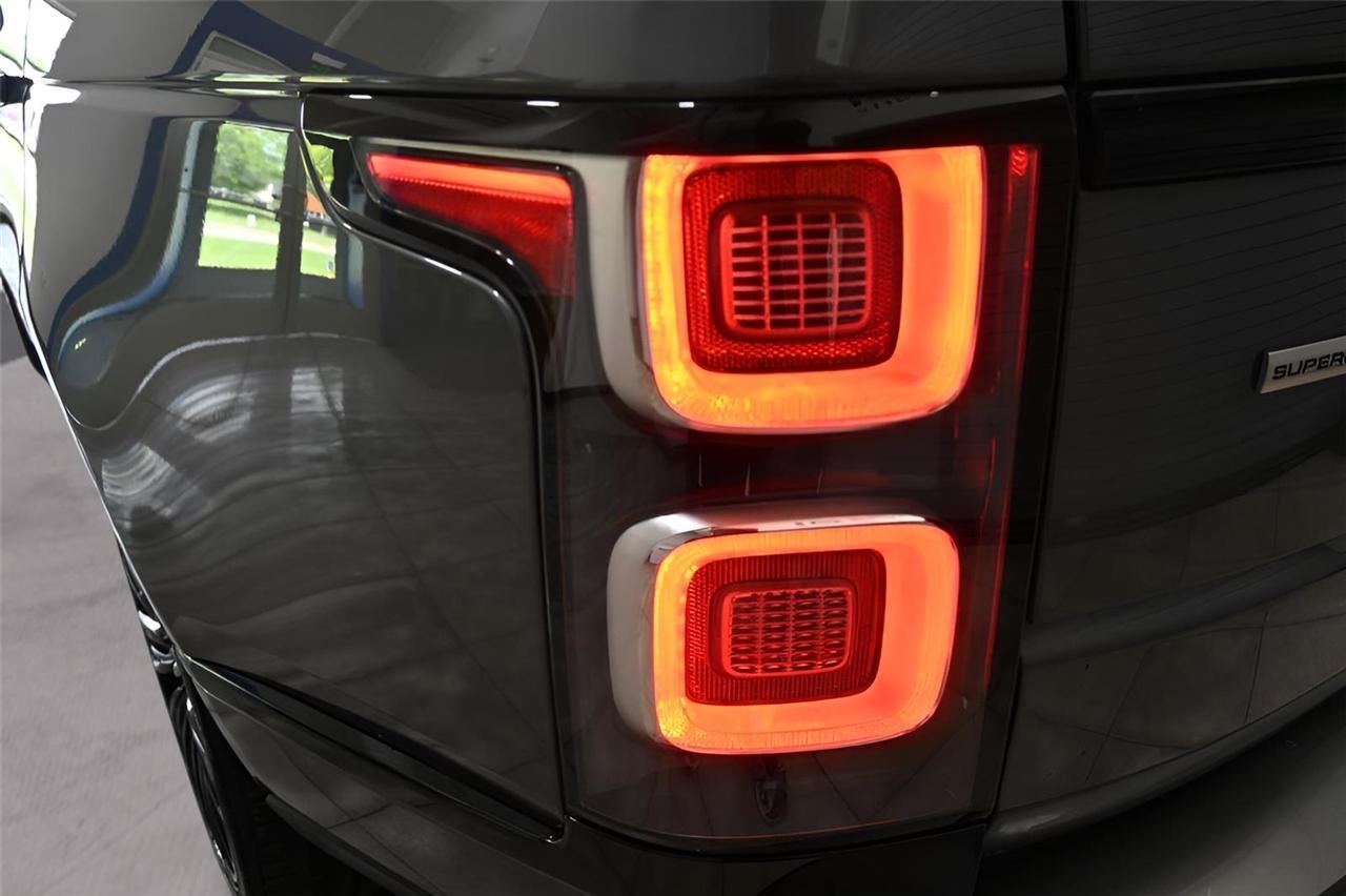 Land Rover Range Rover V8 Supercharged LWB 2019