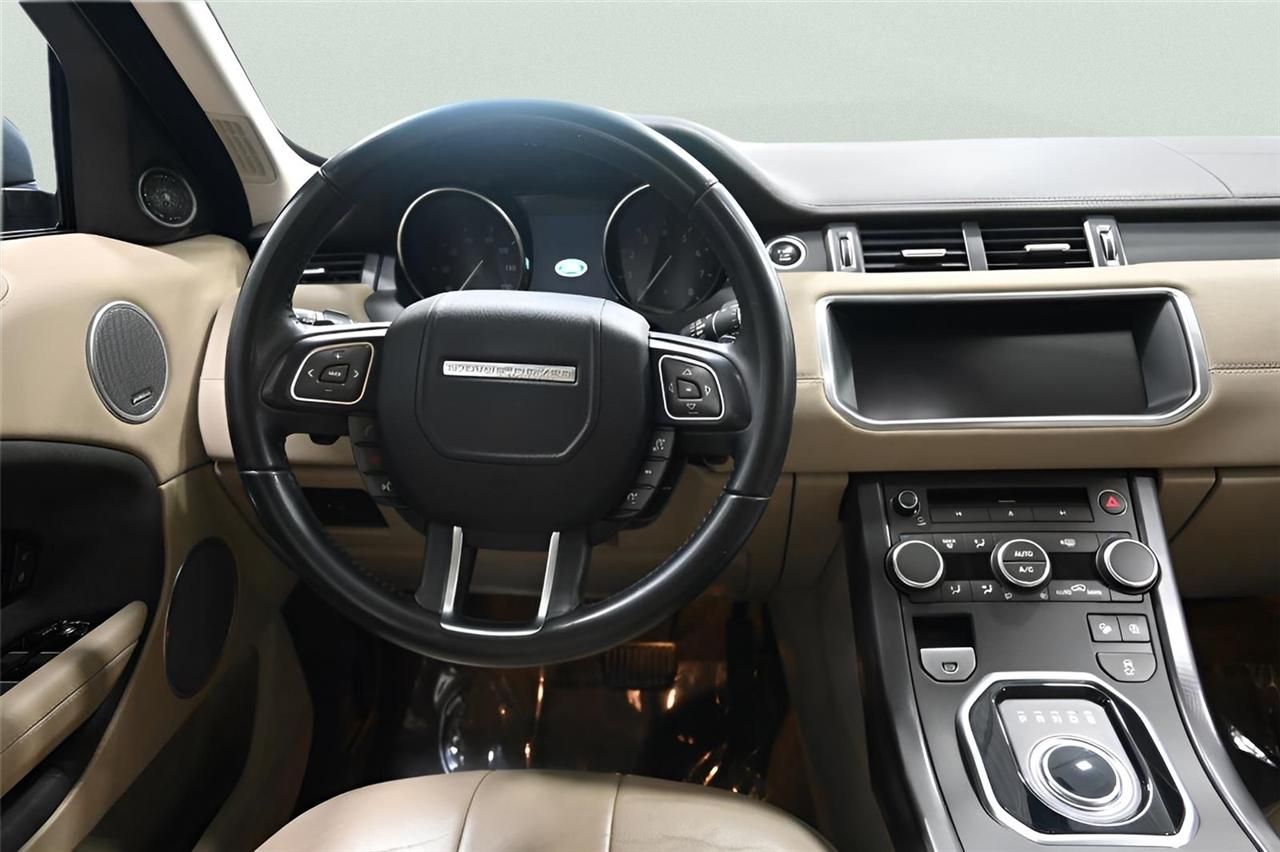 Land Rover Range Rover Evoque 5 Door SE 2018