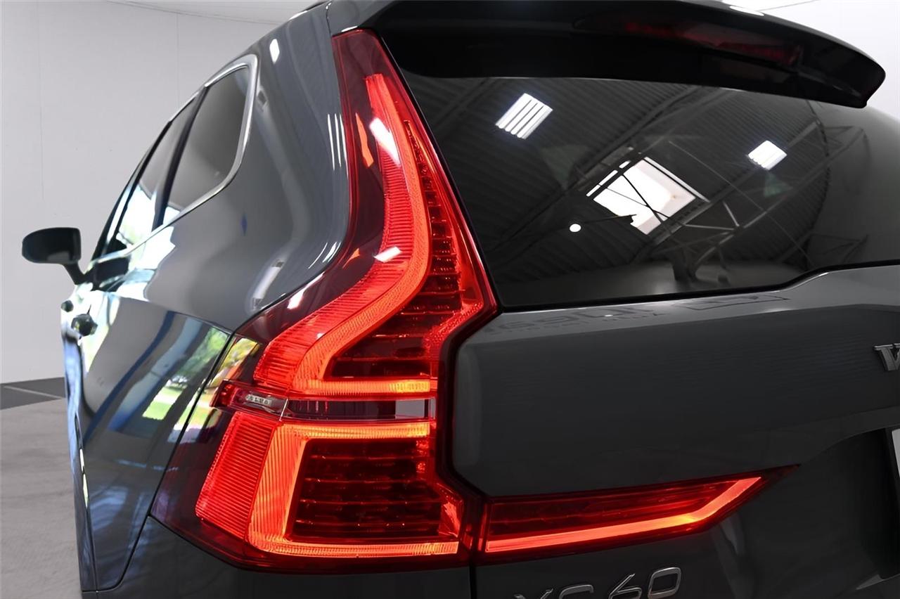 Volvo XC60 B5 AWD Momentum 2022