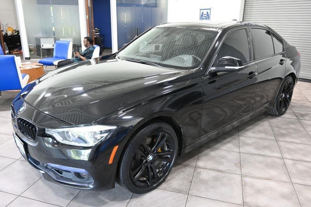2018 BMW 3 Series 330i xDrive Sedan South Africa