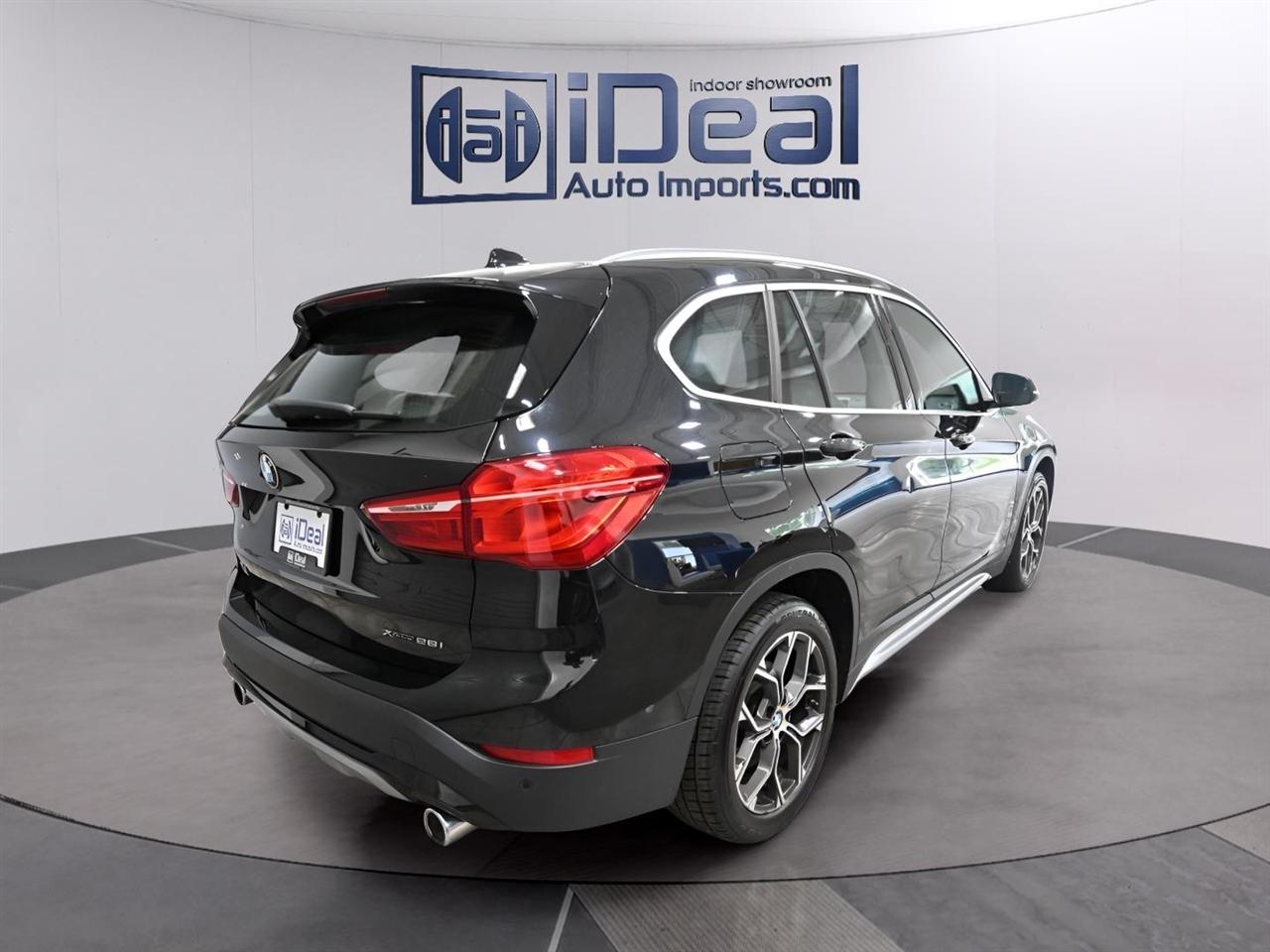 BMW X1 xDrive28i Sports Activity Vehicle 2021