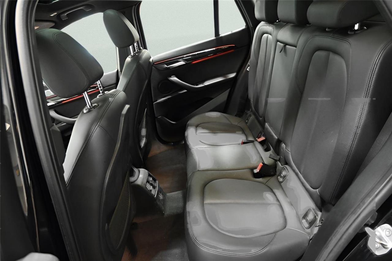 BMW X1 xDrive28i Sports Activity Vehicle 2021