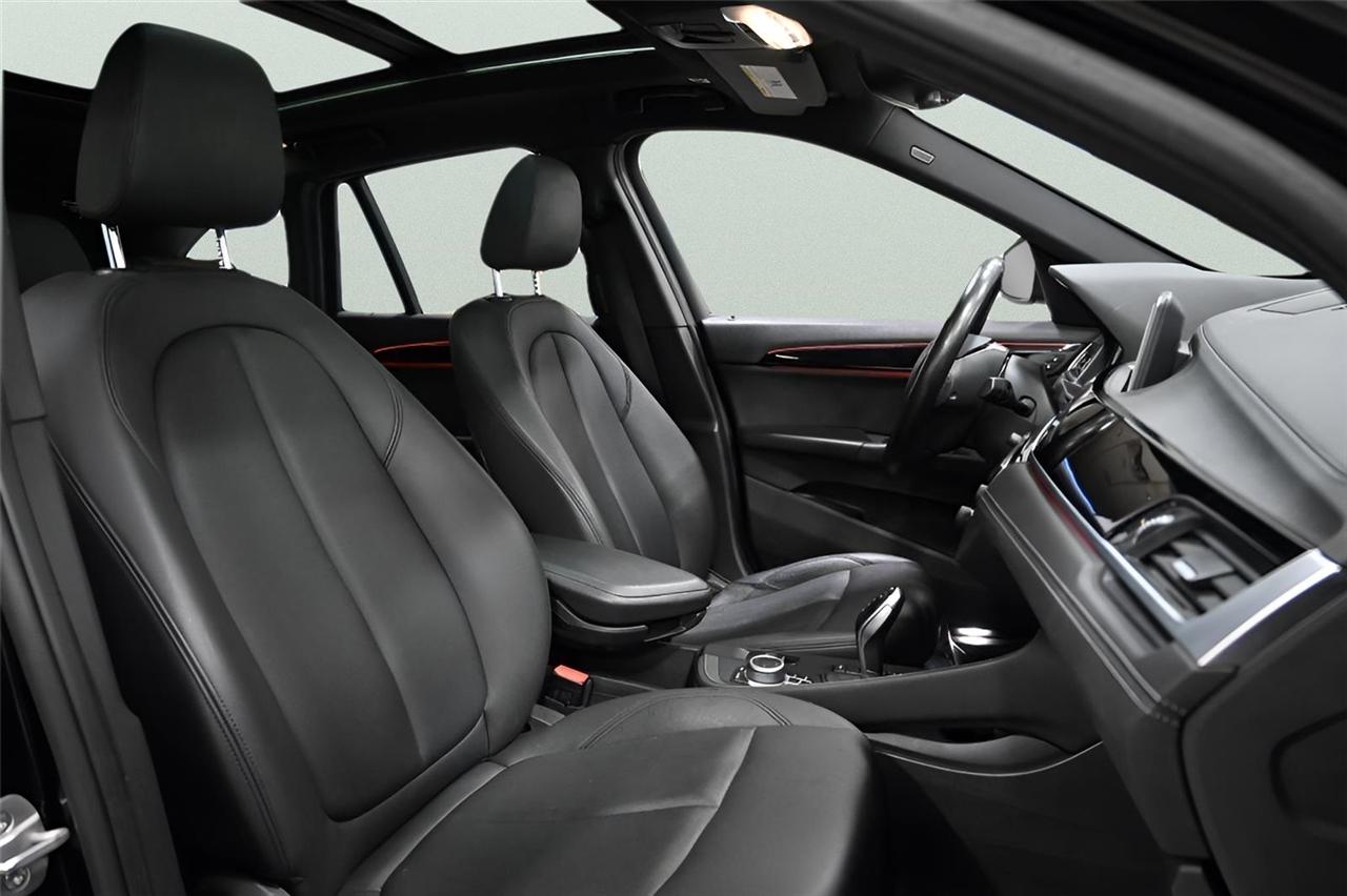 BMW X1 xDrive28i Sports Activity Vehicle 2021