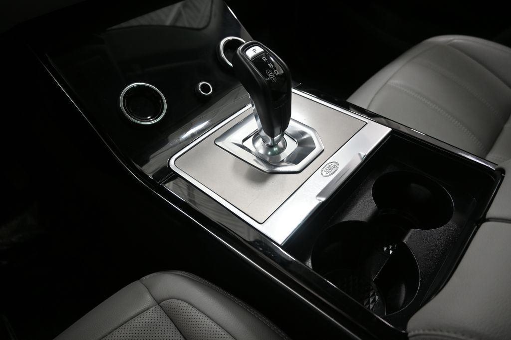 Land Rover Range Rover Evoque S AWD 2022