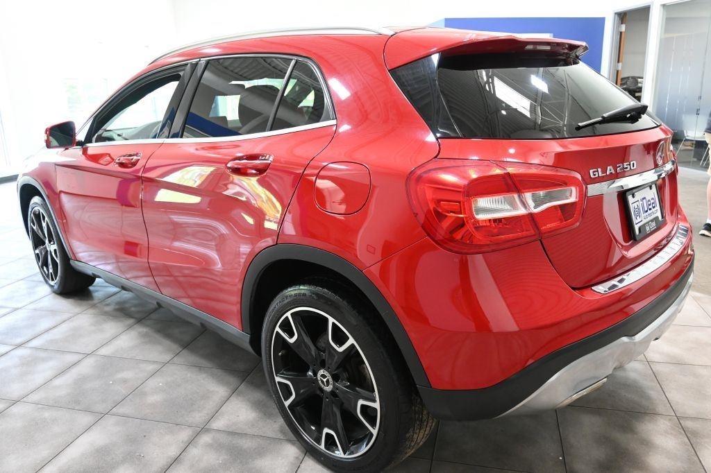 Mercedes-Benz GLA GLA 250 4MATIC SUV 2019