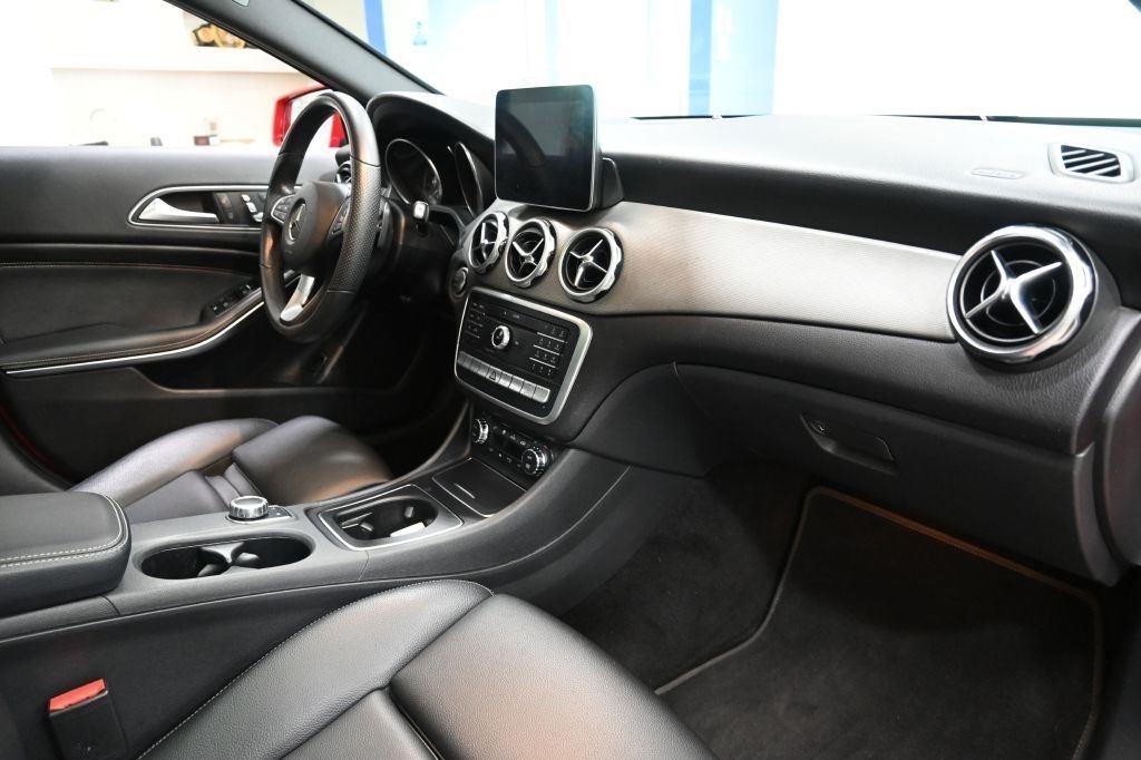 Mercedes-Benz GLA GLA 250 4MATIC SUV 2019