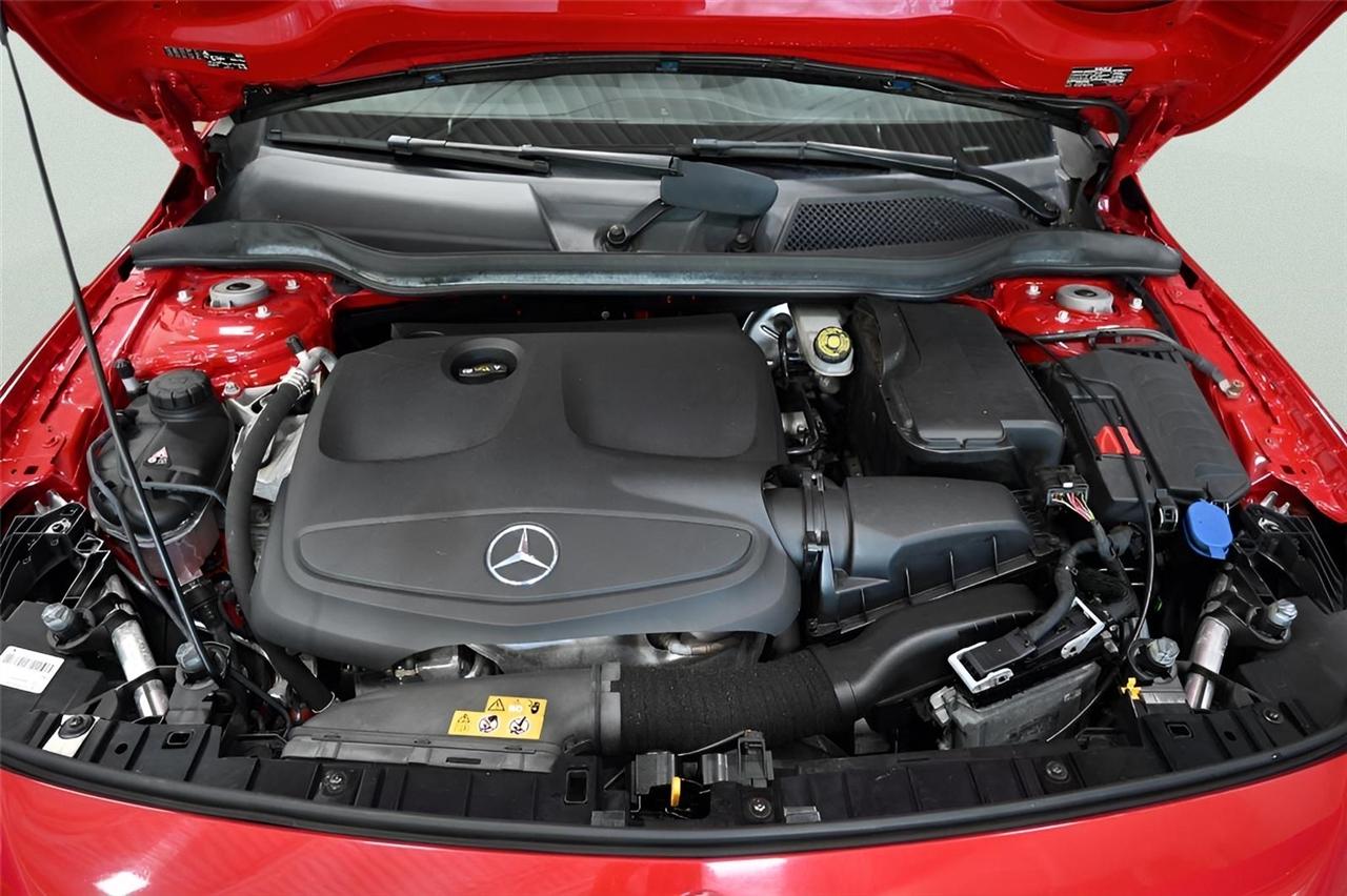 Mercedes-Benz GLA GLA 250 4MATIC SUV 2019