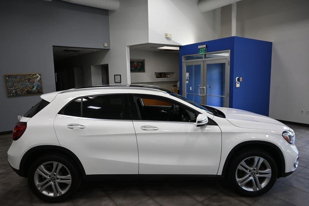 Mercedes-Benz GLA GLA 250 4MATIC SUV 2020