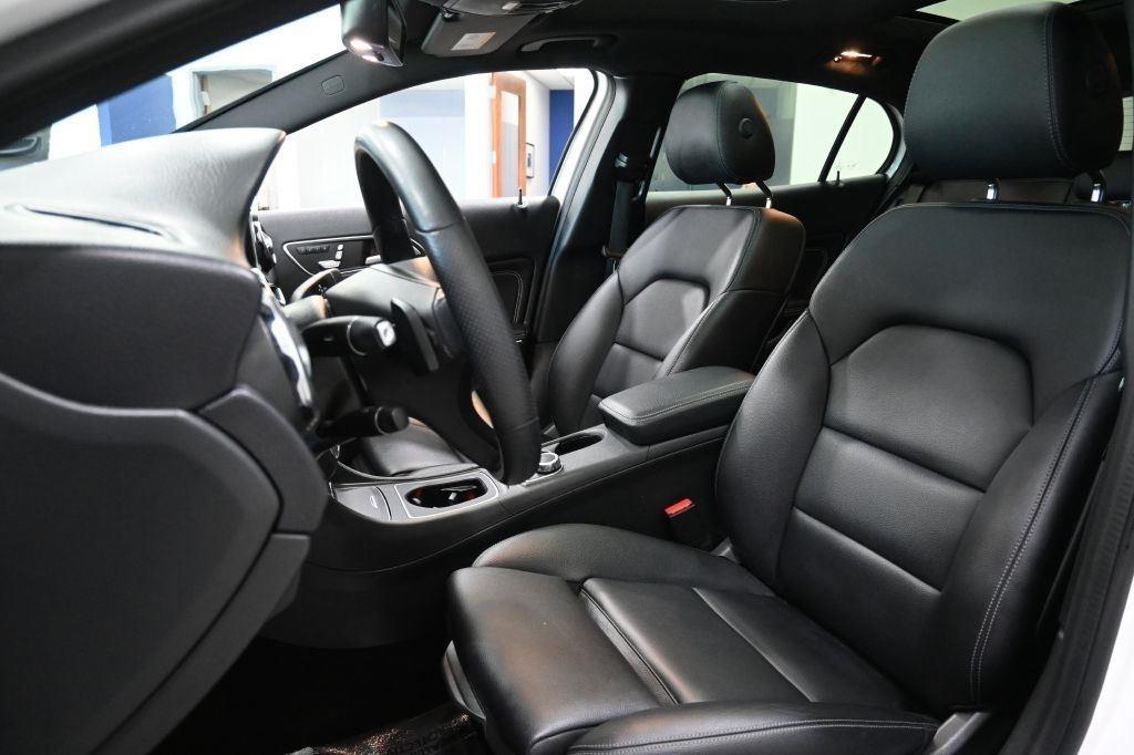 Mercedes-Benz GLA GLA 250 4MATIC SUV 2020