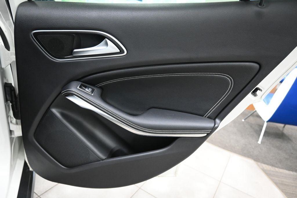 Mercedes-Benz GLA GLA 250 4MATIC SUV 2020