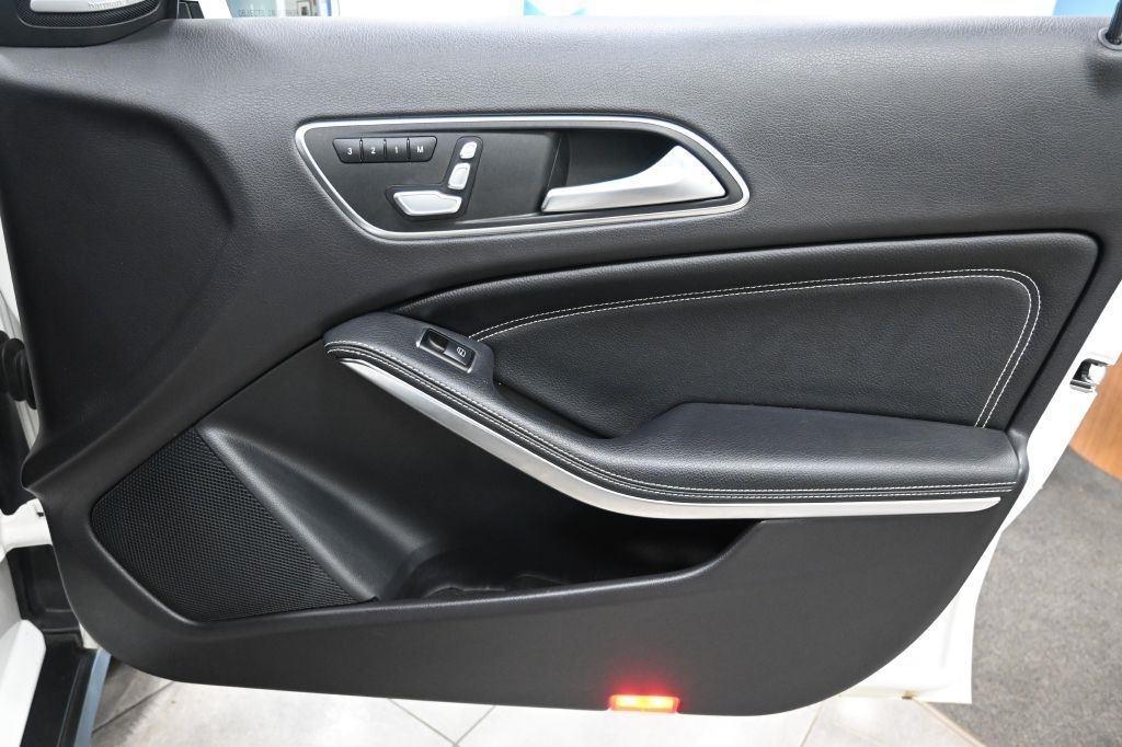 Mercedes-Benz GLA GLA 250 4MATIC SUV 2020