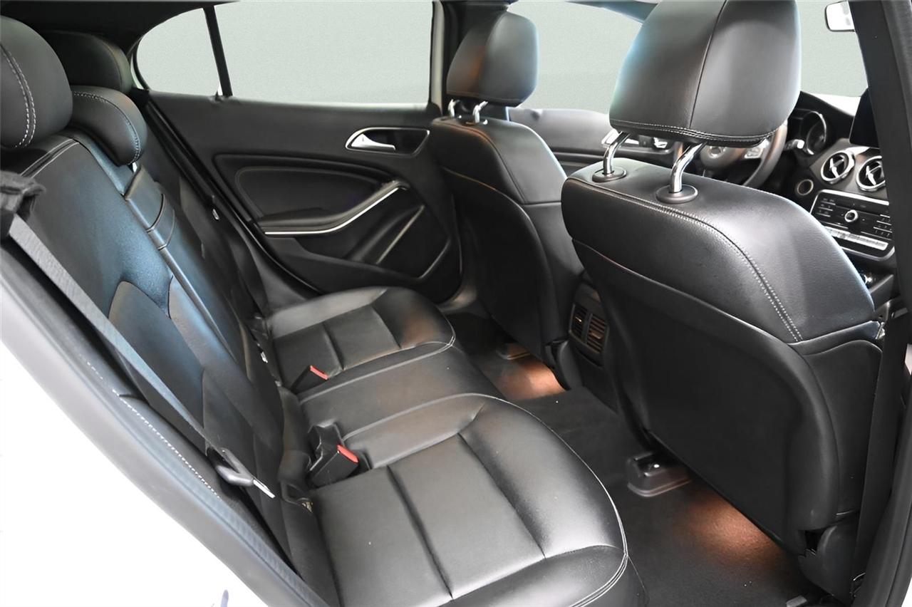 Mercedes-Benz GLA GLA 250 4MATIC SUV 2020