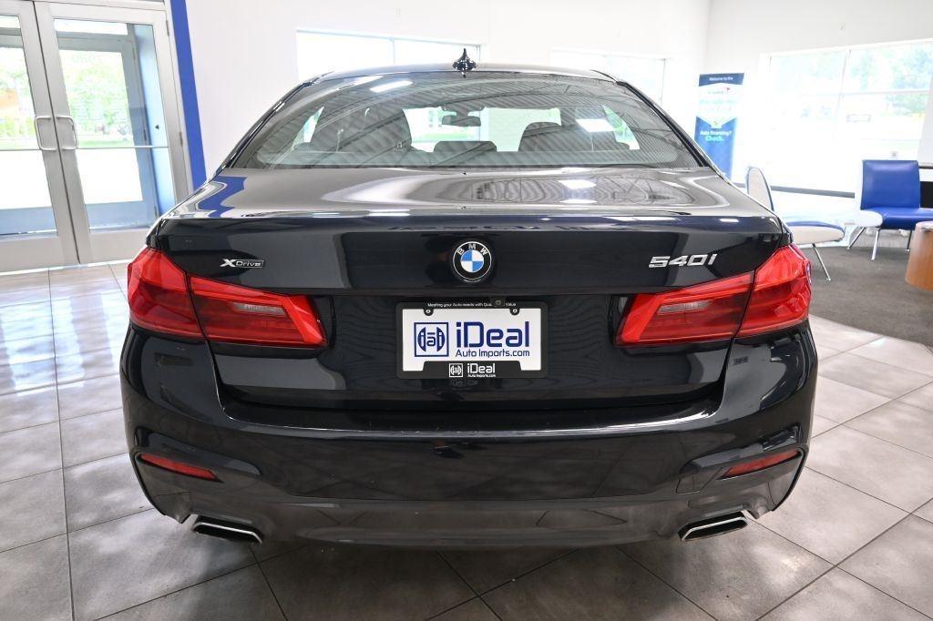 BMW 5 Series 540i xDrive Sedan 2017