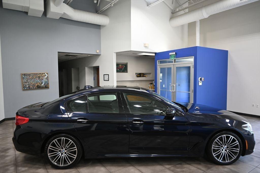 BMW 5 Series 540i xDrive Sedan 2017