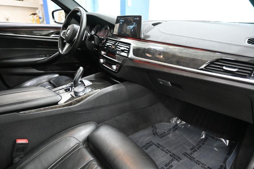 BMW 5 Series 540i xDrive Sedan 2017