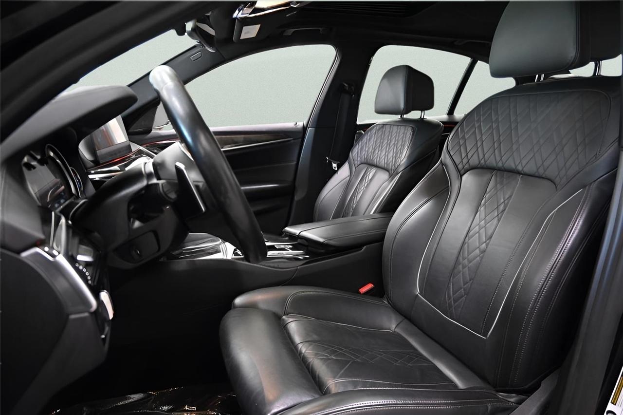 BMW 5 Series 540i xDrive Sedan 2017