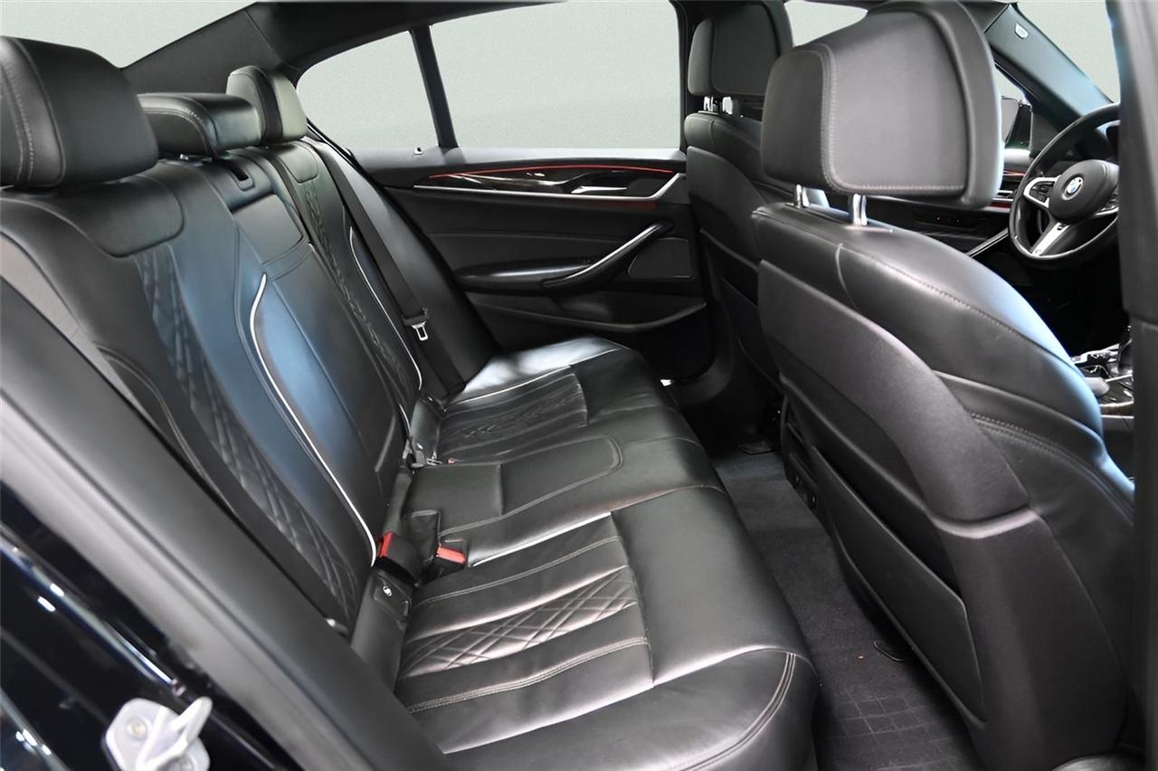 BMW 5 Series 540i xDrive Sedan 2017