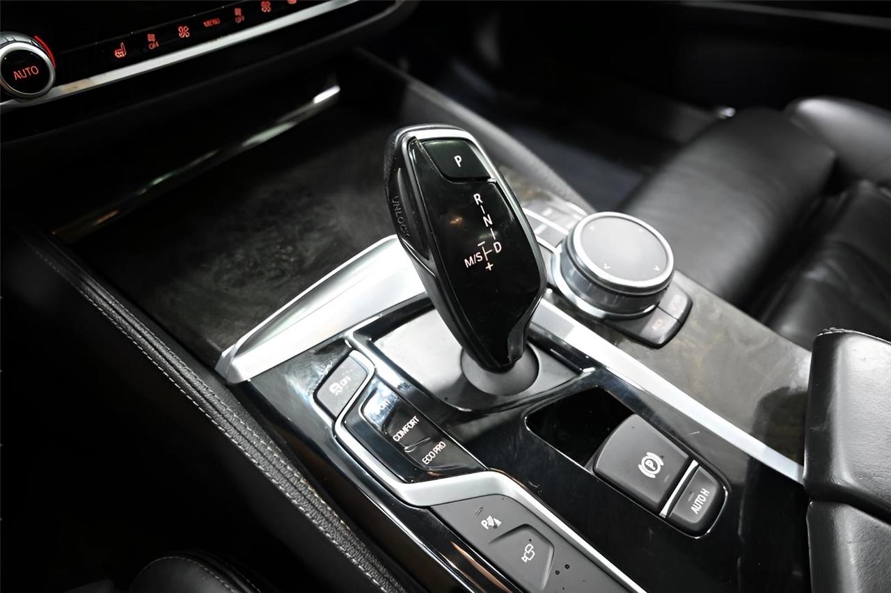 BMW 5 Series 540i xDrive Sedan 2017