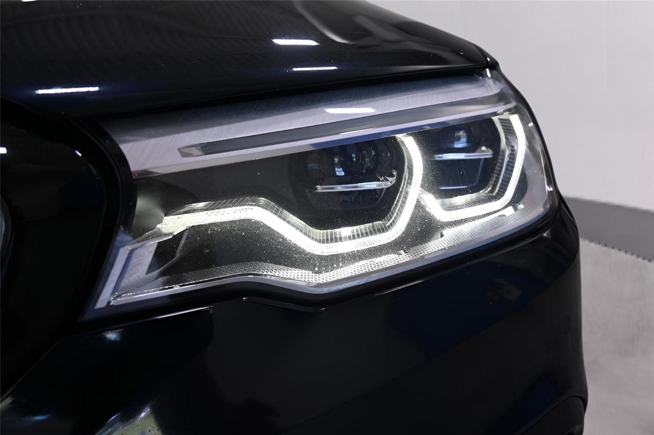 BMW 5 Series 540i xDrive Sedan 2017