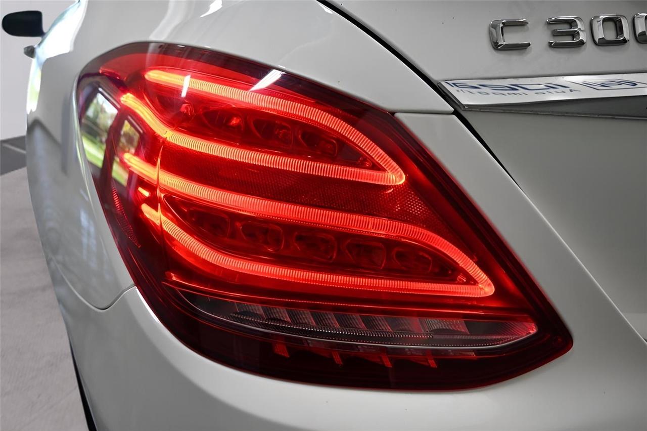 Mercedes-Benz C-Class 4dr Sdn C 300 4MATIC 2016