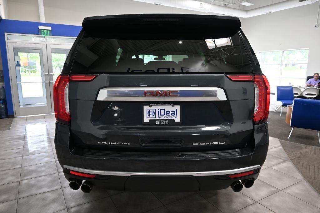 GMC Yukon XL 4WD 4dr Denali 2022