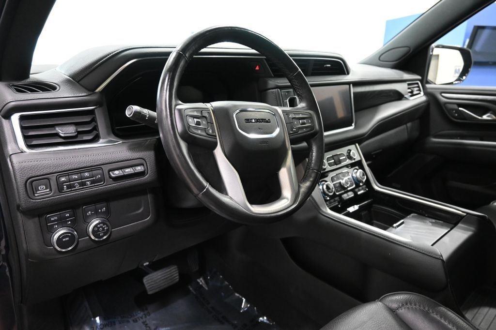 GMC Yukon XL 4WD 4dr Denali 2022