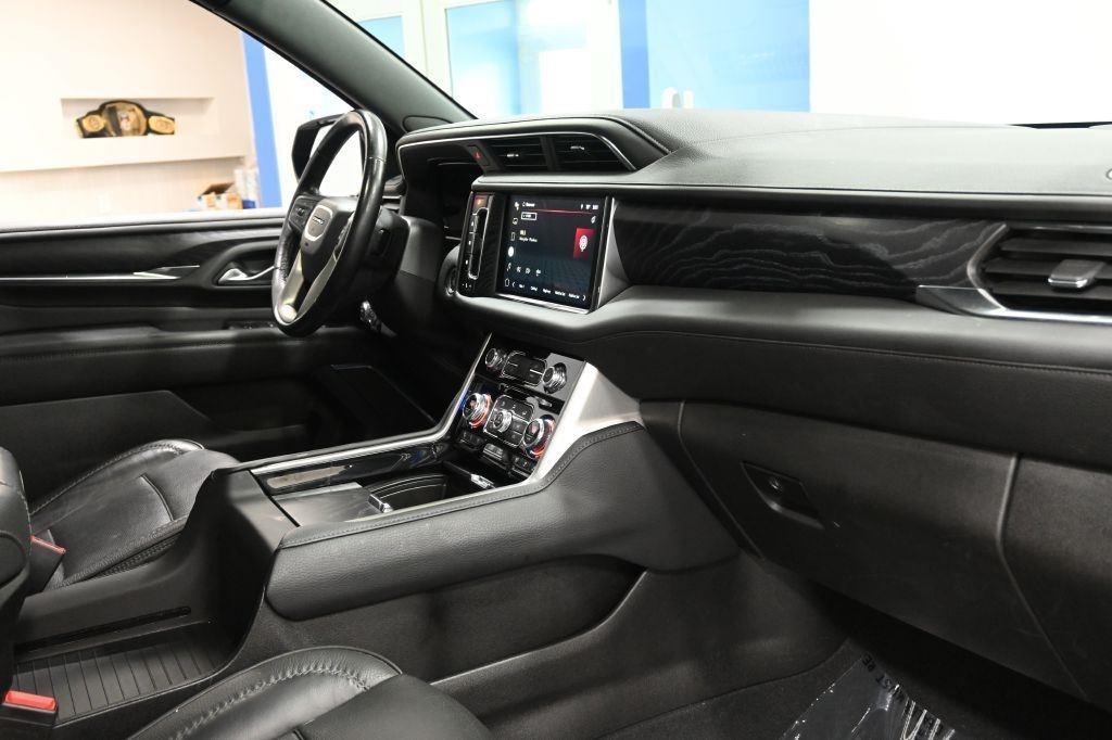 GMC Yukon XL 4WD 4dr Denali 2022