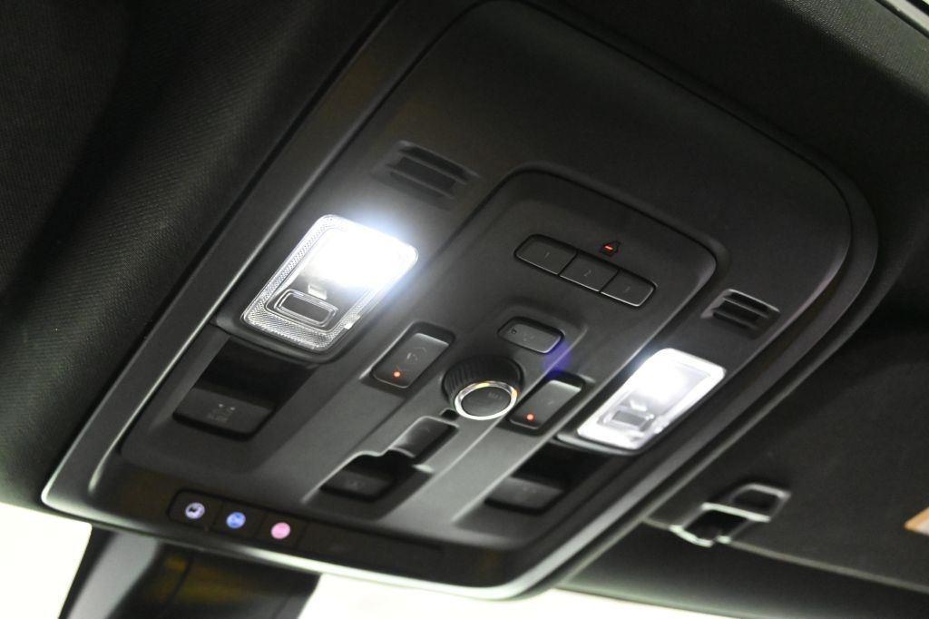 GMC Yukon XL 4WD 4dr Denali 2022