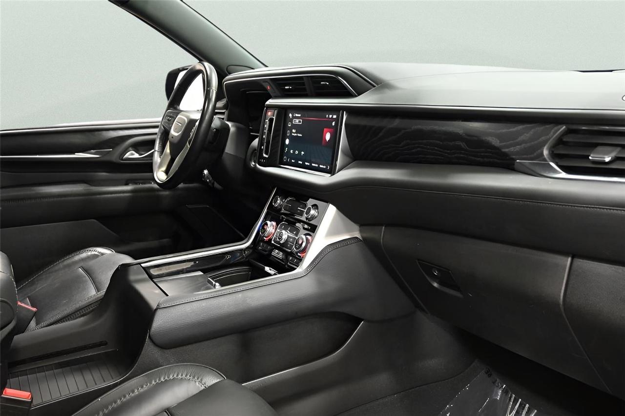 GMC Yukon XL 4WD 4dr Denali 2022