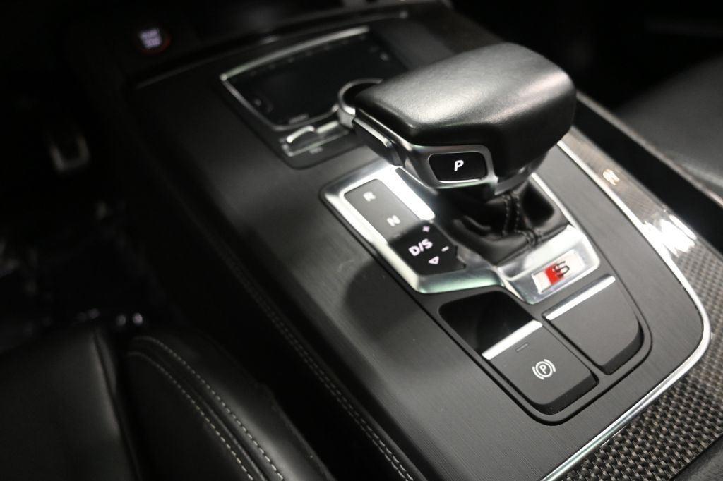 Audi SQ5 Premium Plus 3.0 TFSI quattro 2020
