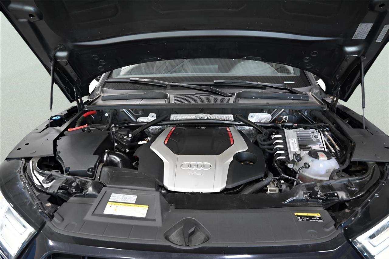 Audi SQ5 Premium Plus 3.0 TFSI quattro 2020
