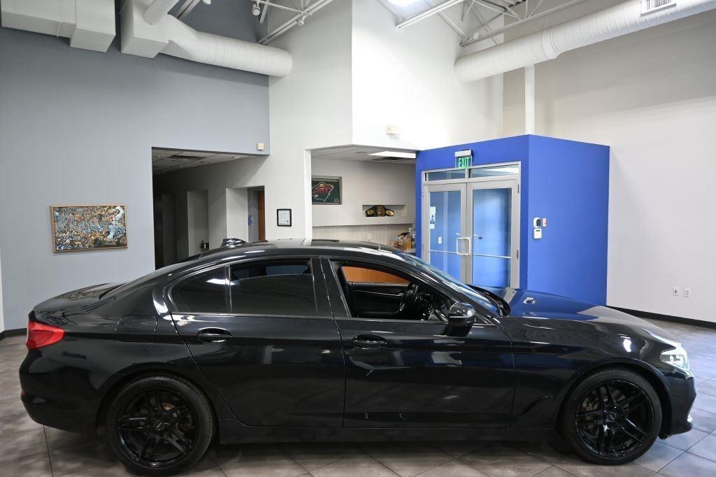 BMW 5 Series 530i xDrive Sedan 2017