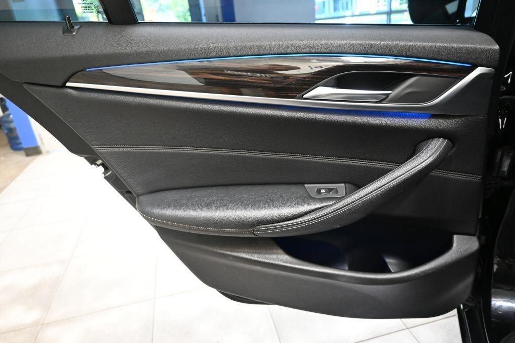 BMW 5 Series 530i xDrive Sedan 2017