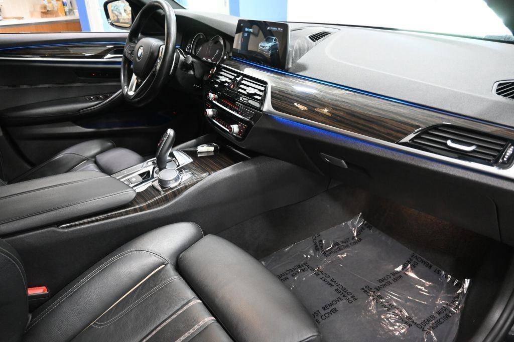 BMW 5 Series 530i xDrive Sedan 2017