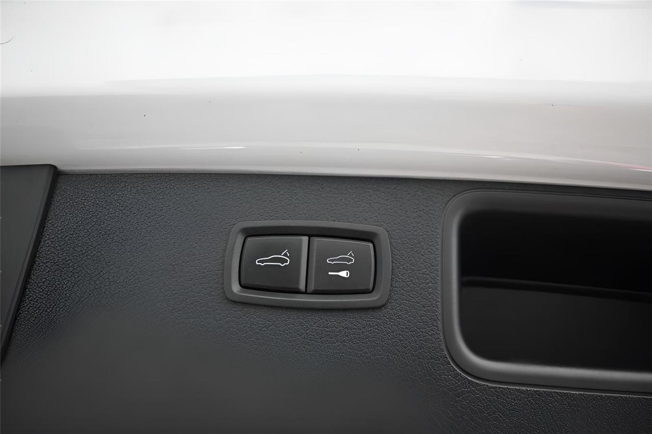 Porsche Macan S AWD 2017