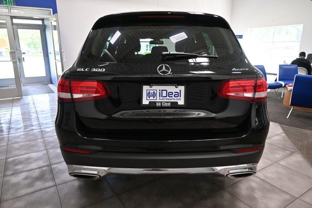 Mercedes-Benz GLC GLC 300 4MATIC SUV 2018