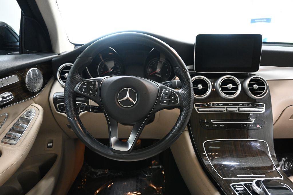 Mercedes-Benz GLC GLC 300 4MATIC SUV 2018