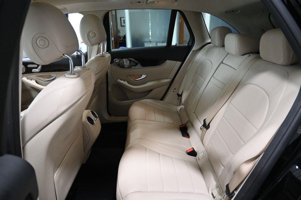 Mercedes-Benz GLC GLC 300 4MATIC SUV 2018